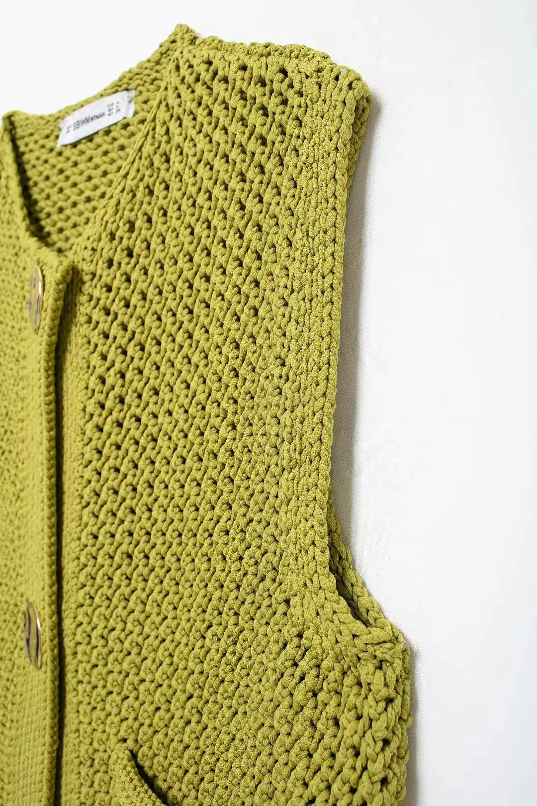 Sleeveless Knitted Vest with Patch Pockets and Buttons