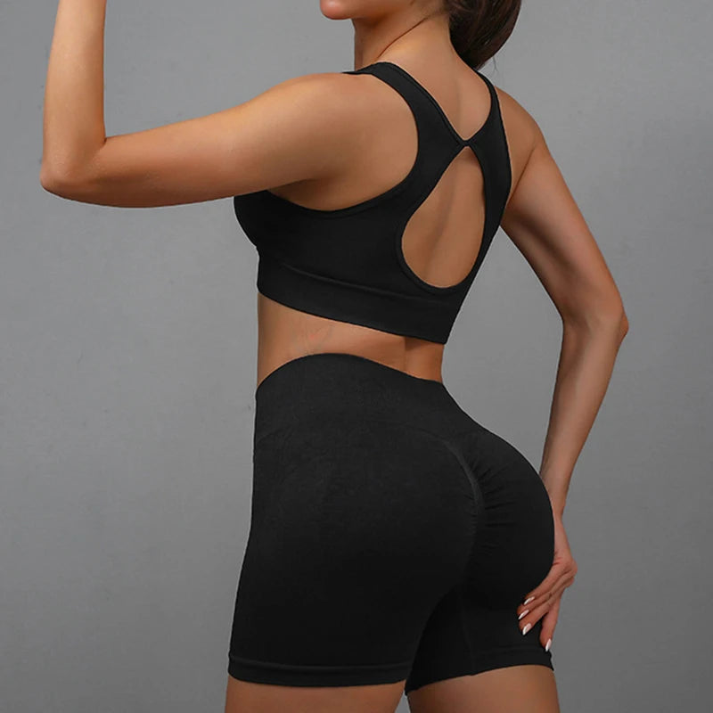 2-Piece Seamless Yoga Set - Hollow Back Sports Bra & Hip-Lifting Shorts