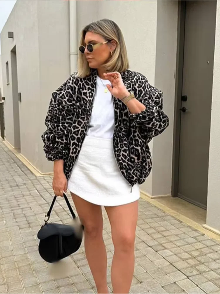 Retro Leopard Print O-Neck Zipper Jacket