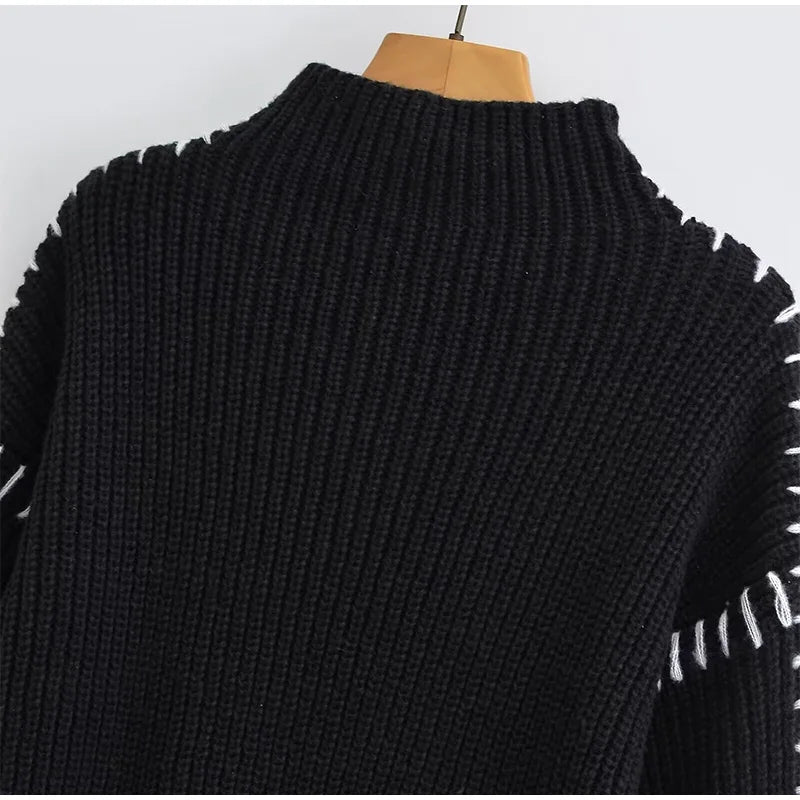 Elegant Contrast Stitch Turtleneck Sweater